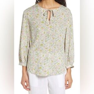 NWT Caslon Floral Split Neck Shirt in Ivory Pink Green Ditsy - Size M